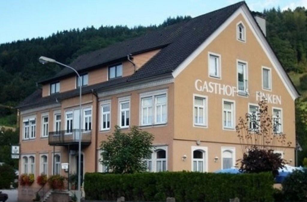 Gasthaus Finken Oppenau Exterior foto
